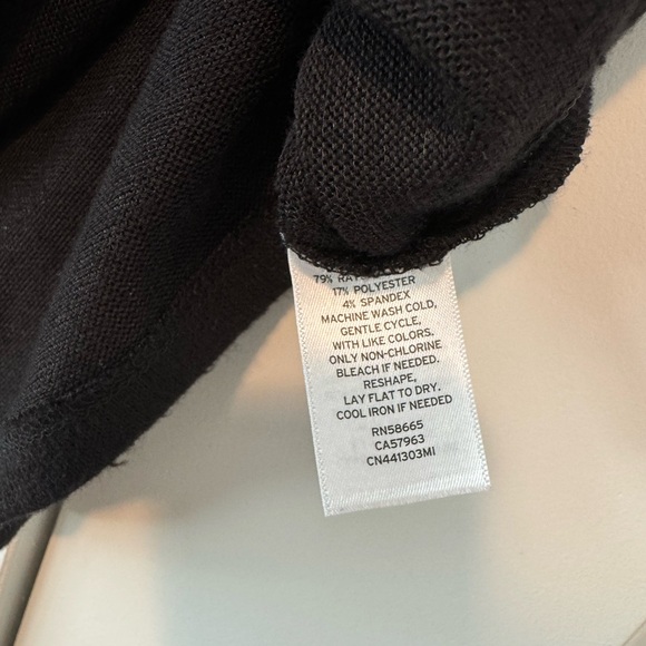 Caslon Oversized Fit V-Neck Black Slub Tee Sz XS - Picture 2 of 5